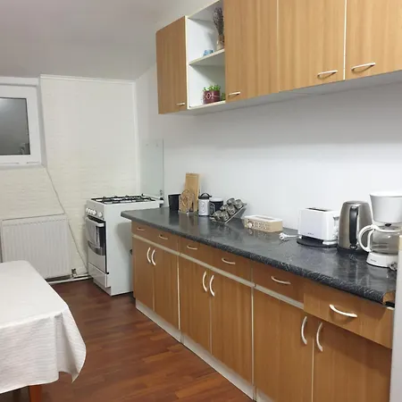 Apartment Sea Breeze Old Town