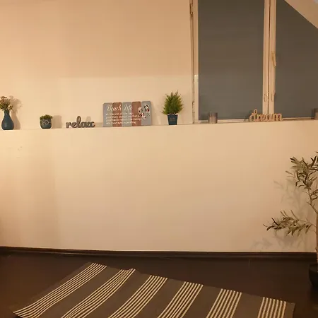 Apartment Sea Breeze Old Town