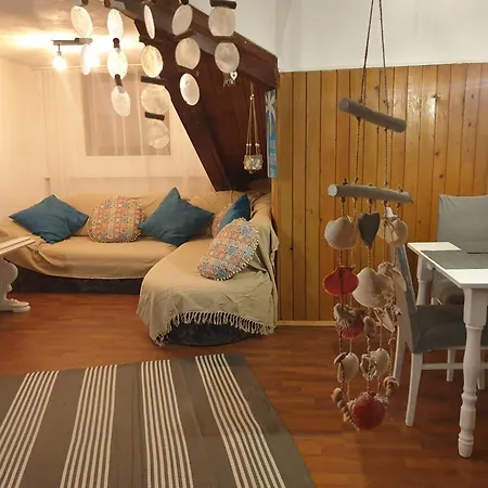 Sea Breeze Old Town Apartment Constanta