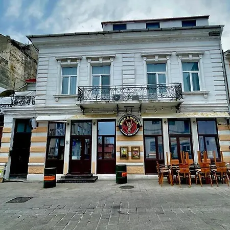 Sea Breeze Old Town * Constanţa